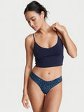Victoria`s Secret Безшевни прашки Thong