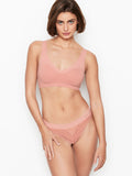 Victoria`s Secret Дантелени прашки Thong
