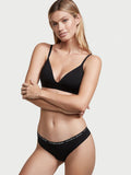 Victoria`s Secret Безшевни прашки Thong